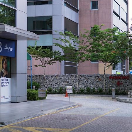 Lighthouse Hotel & Shortstay @ Damansara Uptown Petaling Jaya Bagian luar foto