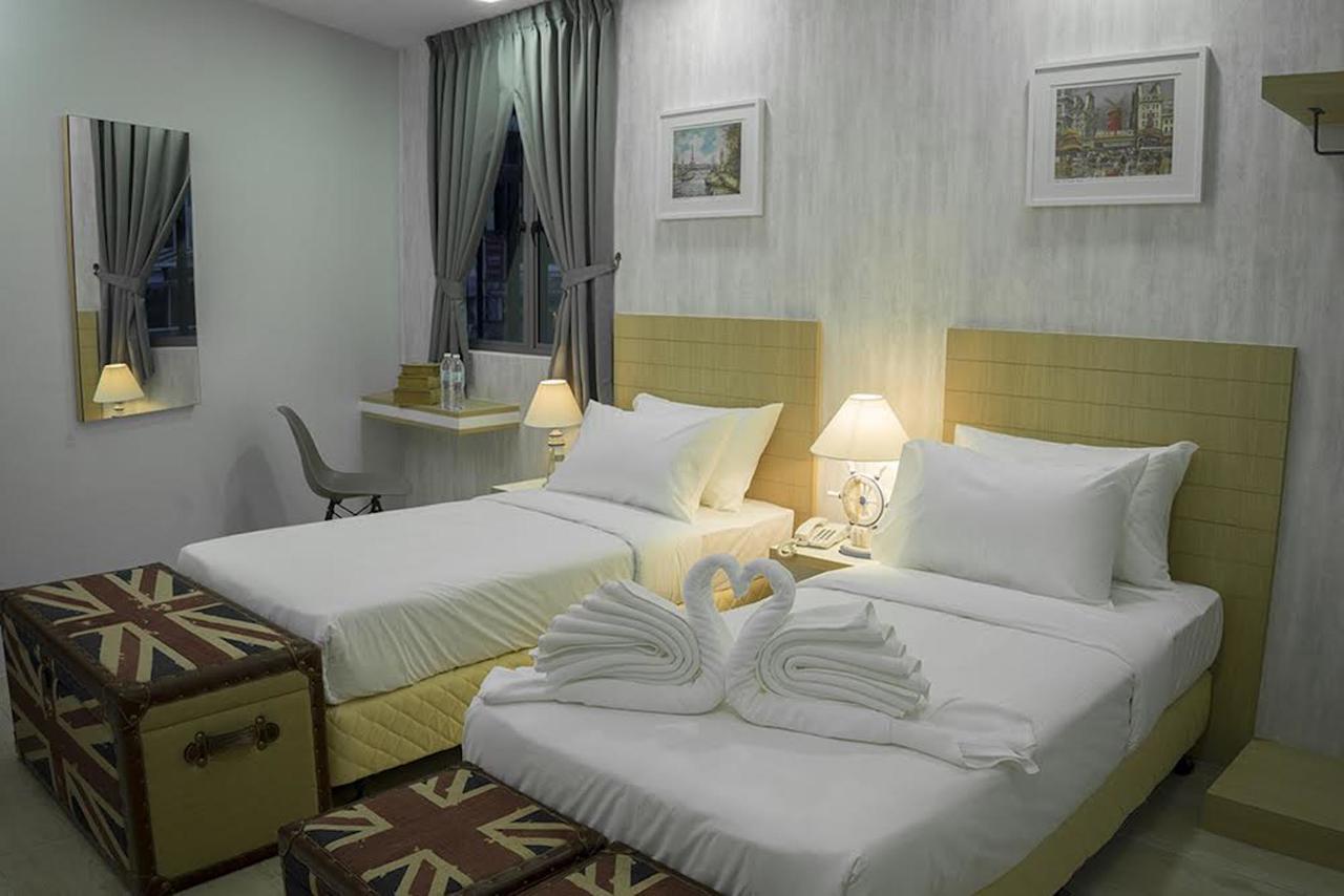 Lighthouse Hotel & Shortstay @ Damansara Uptown Petaling Jaya Bagian luar foto
