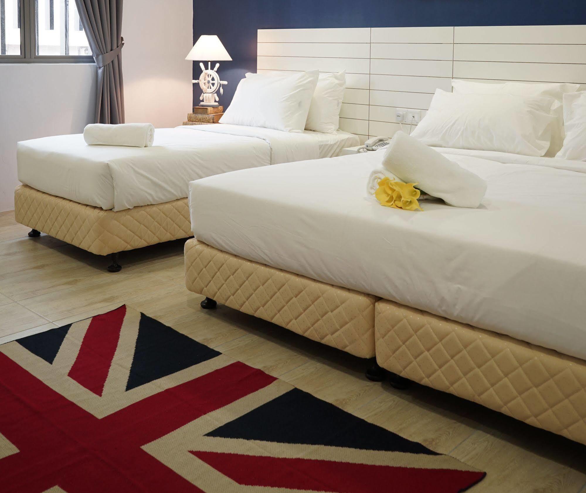 Lighthouse Hotel & Shortstay @ Damansara Uptown Petaling Jaya Bagian luar foto