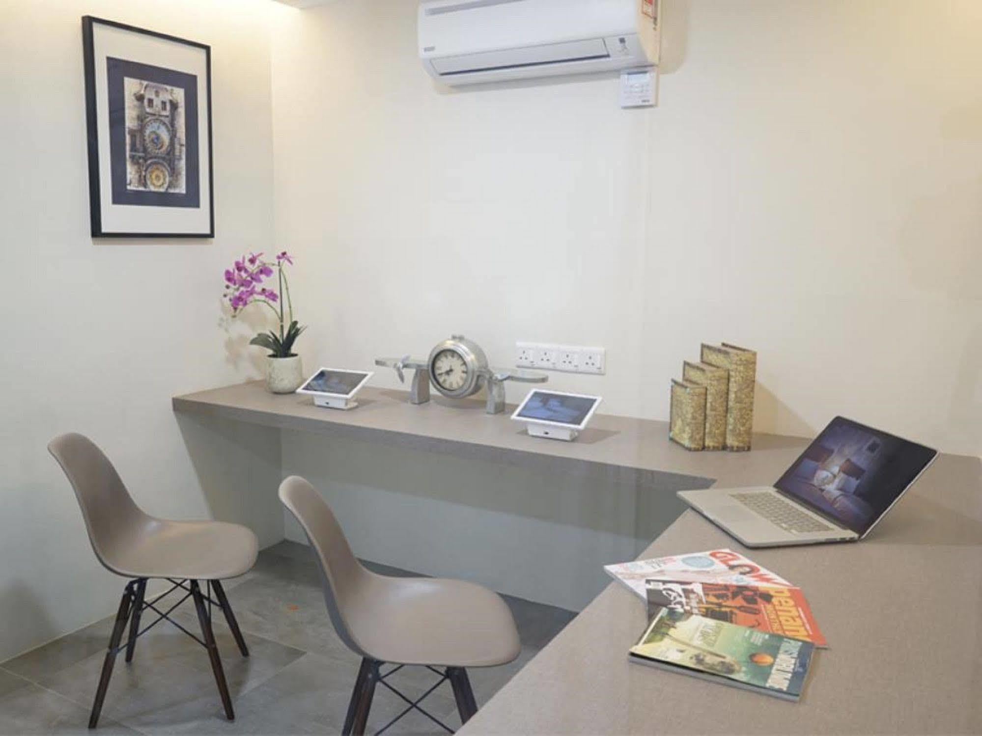 Lighthouse Hotel & Shortstay @ Damansara Uptown Petaling Jaya Bagian luar foto