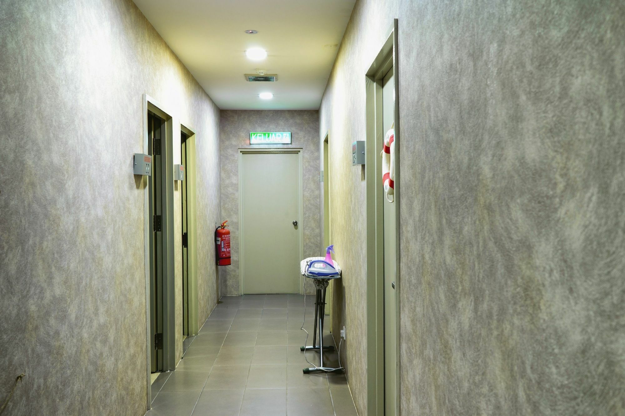 Lighthouse Hotel & Shortstay @ Damansara Uptown Petaling Jaya Bagian luar foto